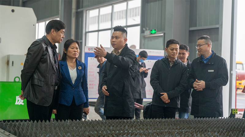【特别报道】融入新发展格局 助力高质量发展——市委常委、统战部长舒敏一行莅临凯力专汽考察调研