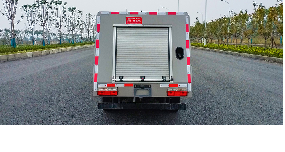 东风途逸纯电路面清洗车图8