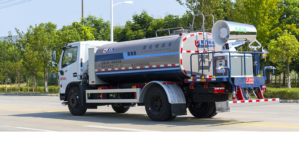 东风福瑞卡混动绿化喷洒车图6