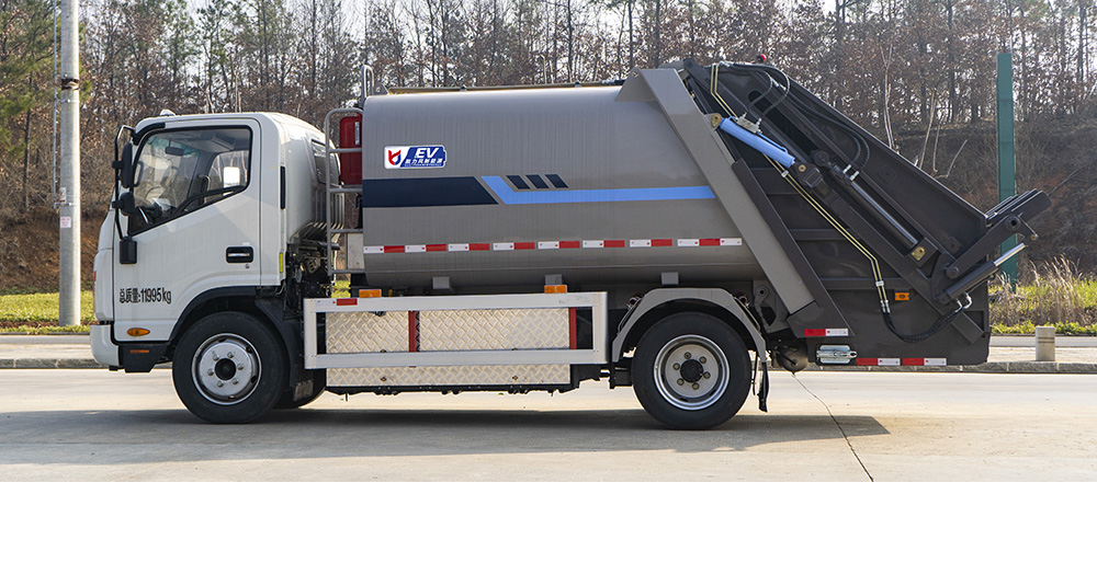 江淮帅铃纯电动压缩式垃圾车图4