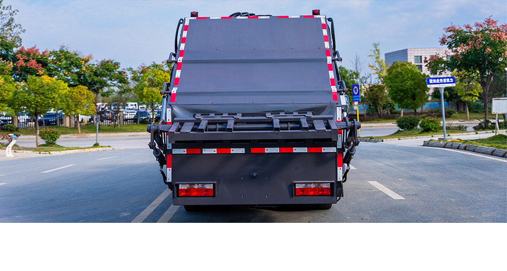 东风福瑞卡混动压缩式垃圾车图6