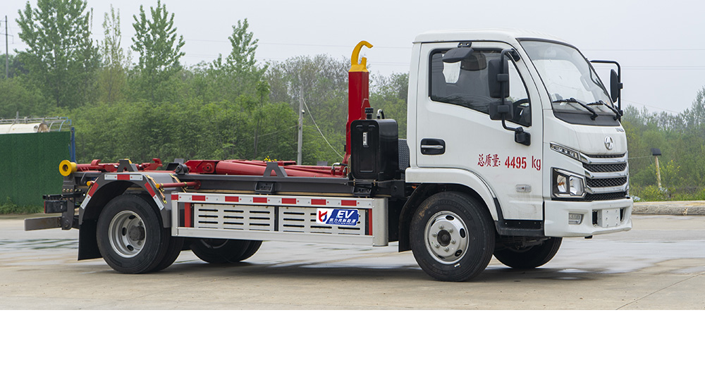 上汽跃进纯电车厢可卸式垃圾车图3