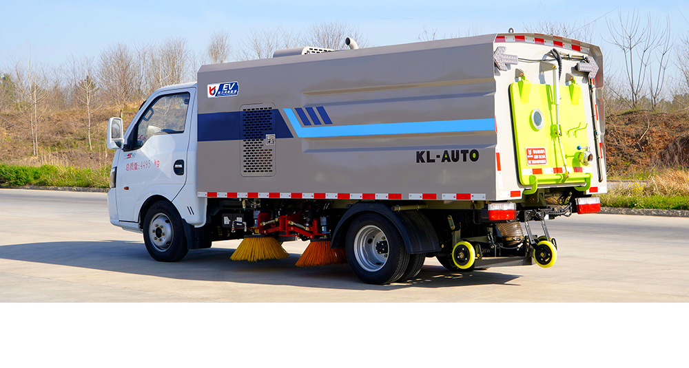 东风途逸纯电扫路车图6