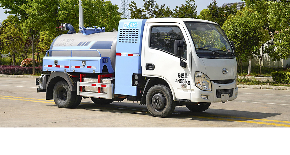 上汽跃进纯电吸粪车图1