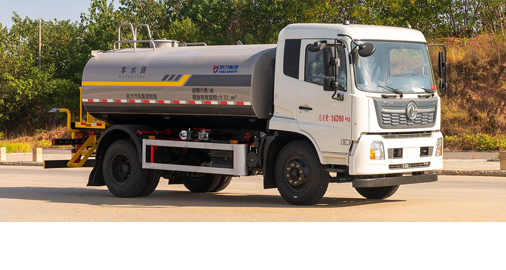 东风天锦洒水车图1