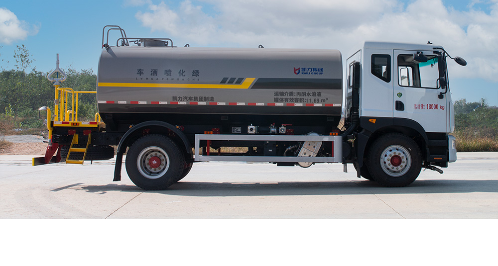 东风D9洒水车图3