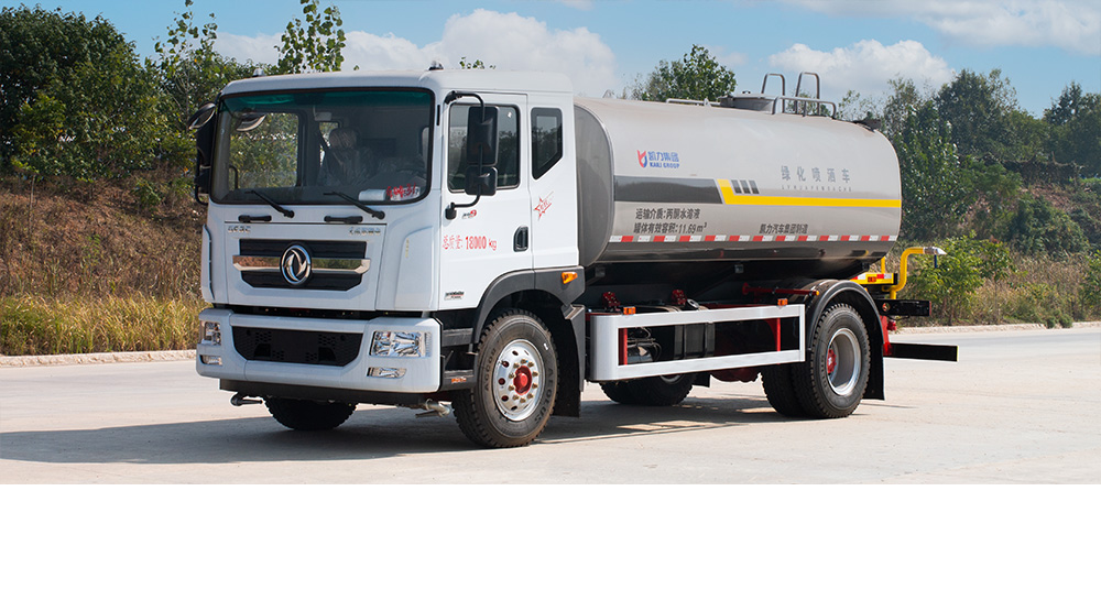 东风D9洒水车图2