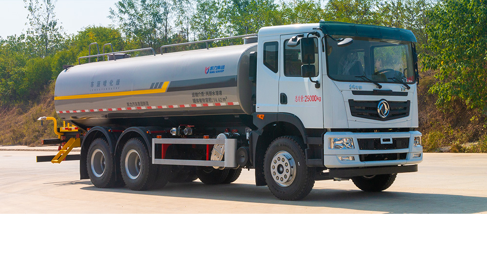 东风华神后双桥洒水车图1