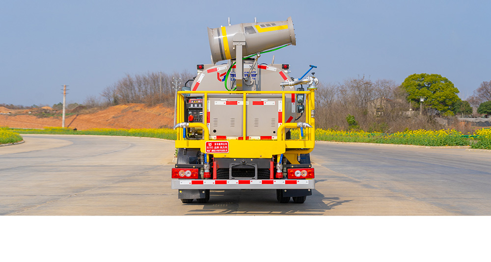 福田H2绿化喷洒车图8