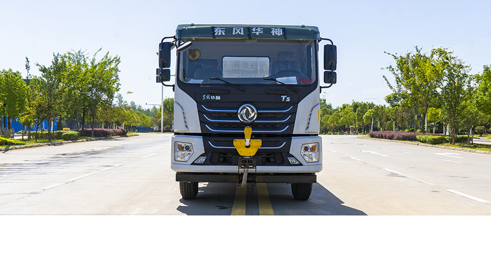 华神T5后双桥绿化喷洒车图7