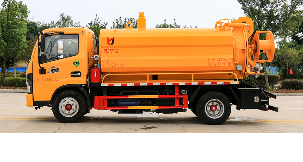 东风小多利卡清洗吸污车（方罐）图4