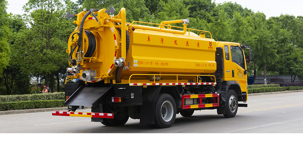 重汽豪曼清洗吸污车图6