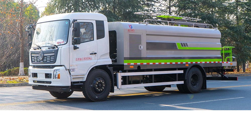 东风天锦光伏清洗车图3