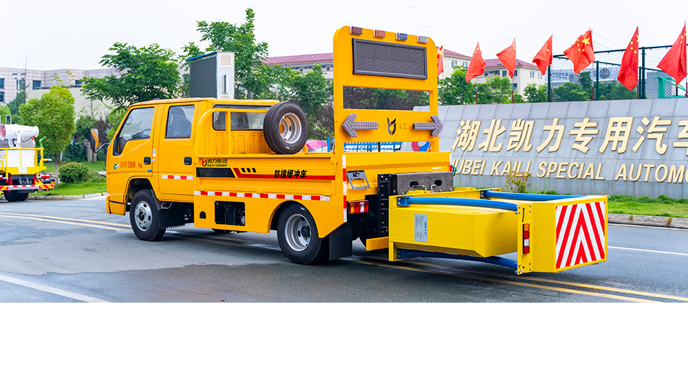 江铃顺达防撞缓冲车图5