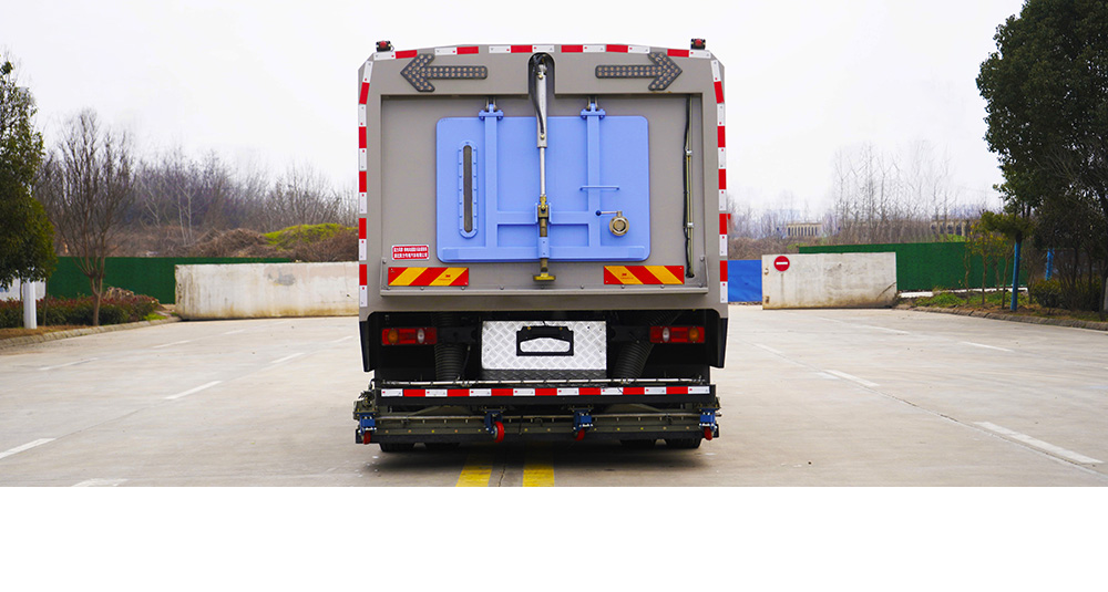 天锦电动深度保洁车图8